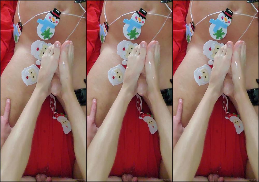 Skysugaring 2690698285 11 22 2022 Travis Gave A Footjob Travissugaring