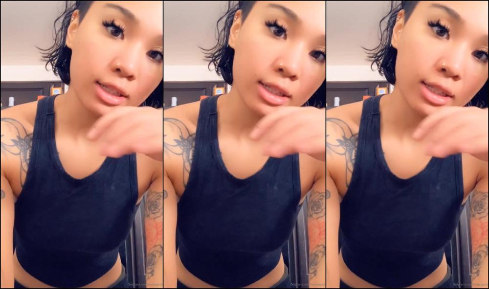 Honeygold Ok This Whole Video Is About The Truffle Hot Sauce An Amazing Person Sent Me Truff Is Wha