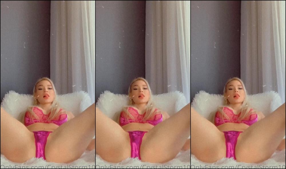 Crystalstorm Fingered My Ass Then My Pussy At The Same Time After That I Shoved A Dil