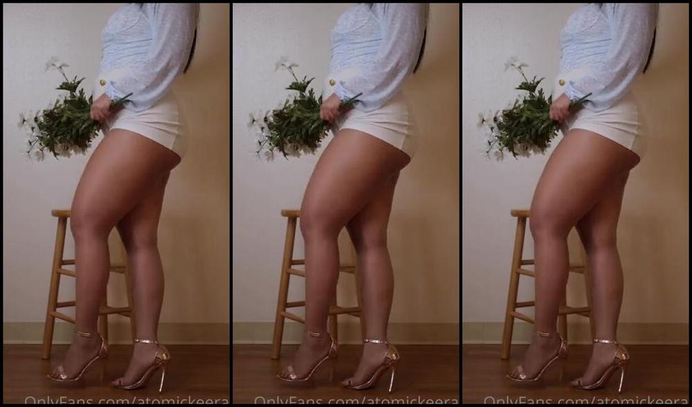 Atomickeerati Onlyfans I Knew A Lot Of You Guys Love Sheer Pantyhose With Sandals Hope You Like This H