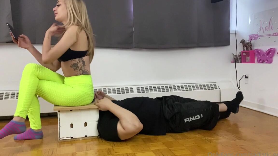 Sadistic Queen Trapped In The Smotherbox Hd P I Rest My