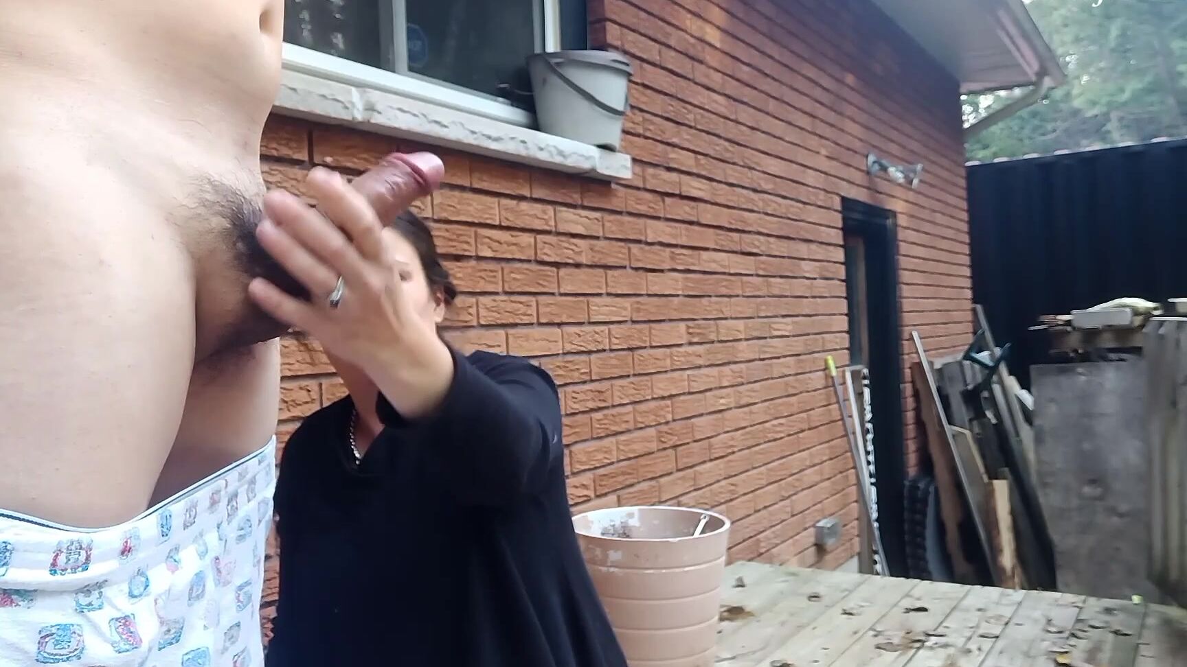 Exhibitionism, Cheating Wife, Cumshots, Handjobs Outdoor handjob for our neighbors manyvids.com