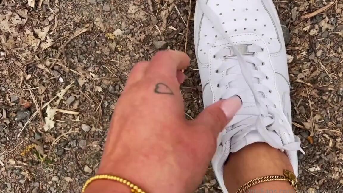 Goddessmona 91 Onlyfans Ich Habe Mir Gerade Eine Kleine Auszeit Genommen Und Dachte Mir Ich Gebe Dir Mal Wieder Einen Kleinp