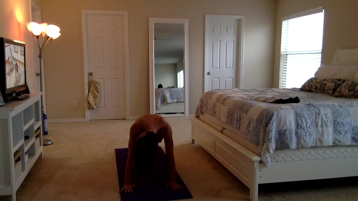 Lauranvickers Naked Yoga