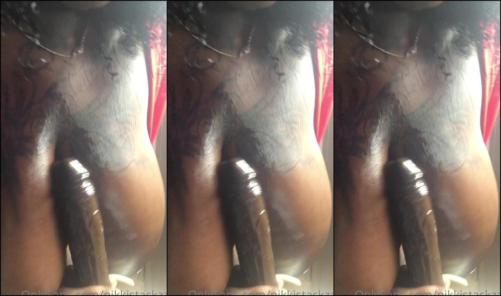 nikkistackzzz-10-09-2020-869779492-where-did-you-cum-thanks-for-tippin-