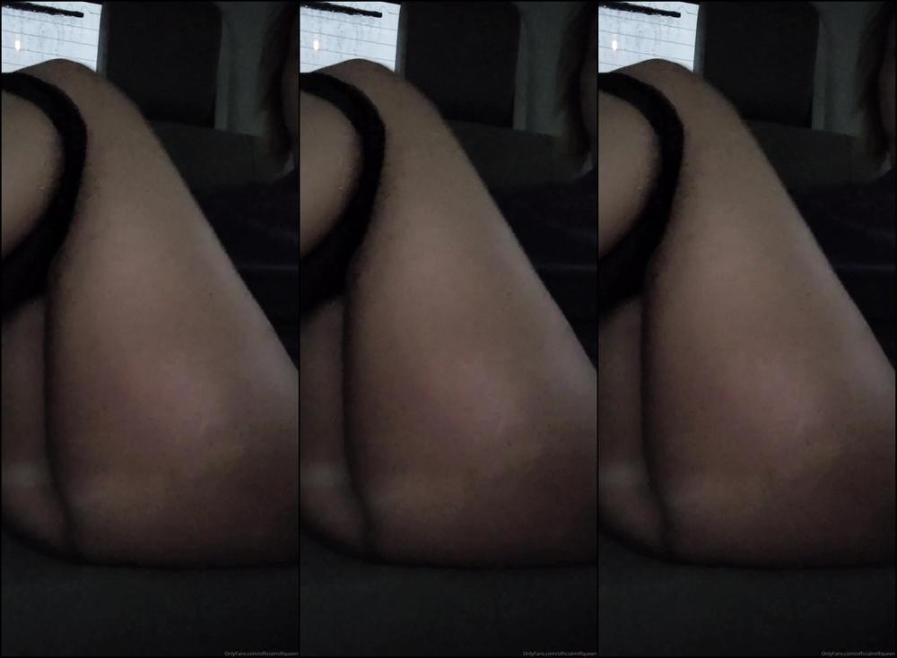 laurenthegaqueen-18-08-2021-2196316275-got-bored-during-my-son-s-ju-jitsu-class-i-m-such-a-naughty-mom