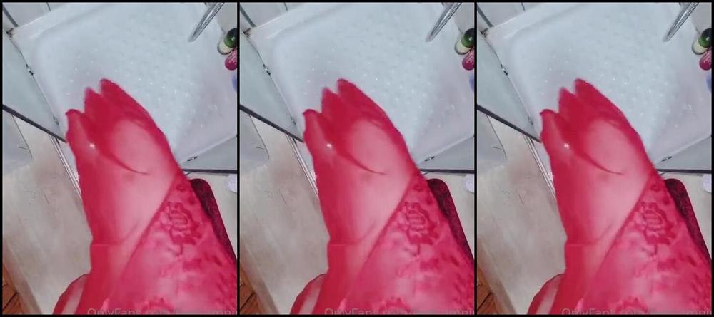 Feetvampire Nicknamed Feetvampire Onlyfans Who Wants To Shower With