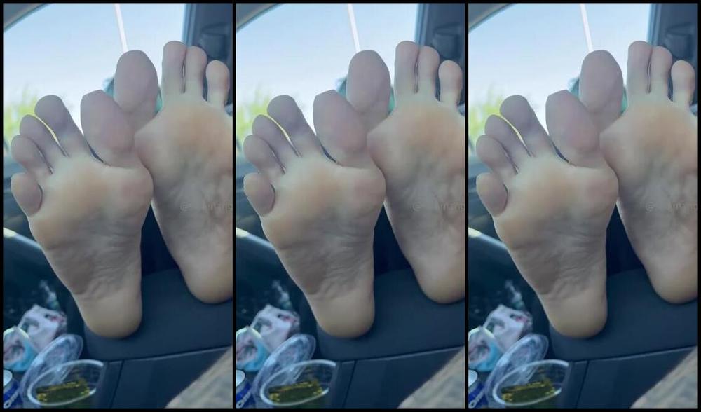 Solemangos Nicknamed Solemangos Onlyfans 07 01 2024 Fun In The Sun 9