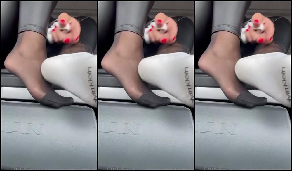 Queenfeetred Nicknamed Queenfeetred Onlyfans Video 8531