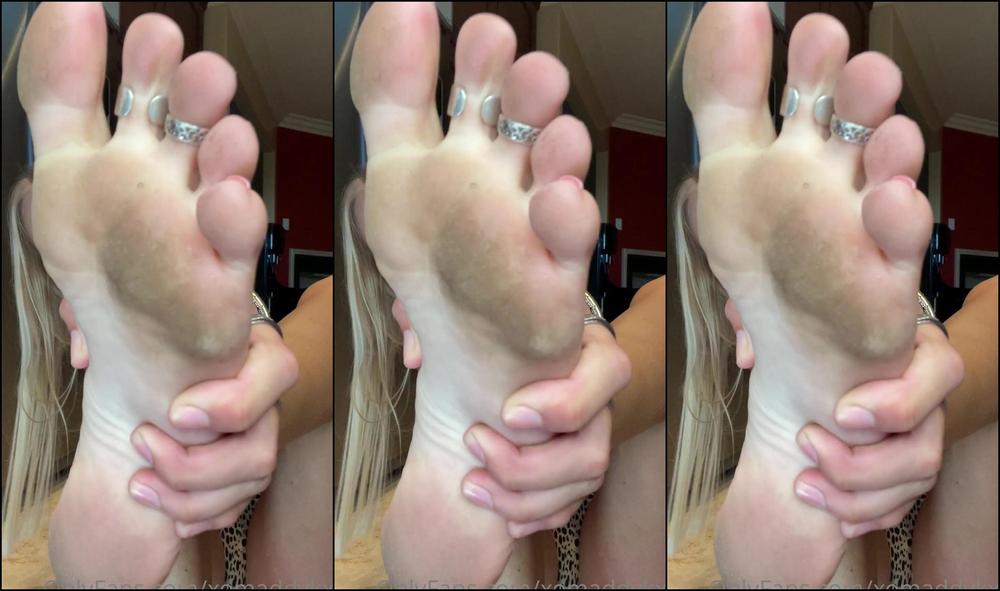 Xomaddykxo Your Fav Mean Goddess With The Dirtiest Soles Comes To Own Your Shit For Being A Pathetic