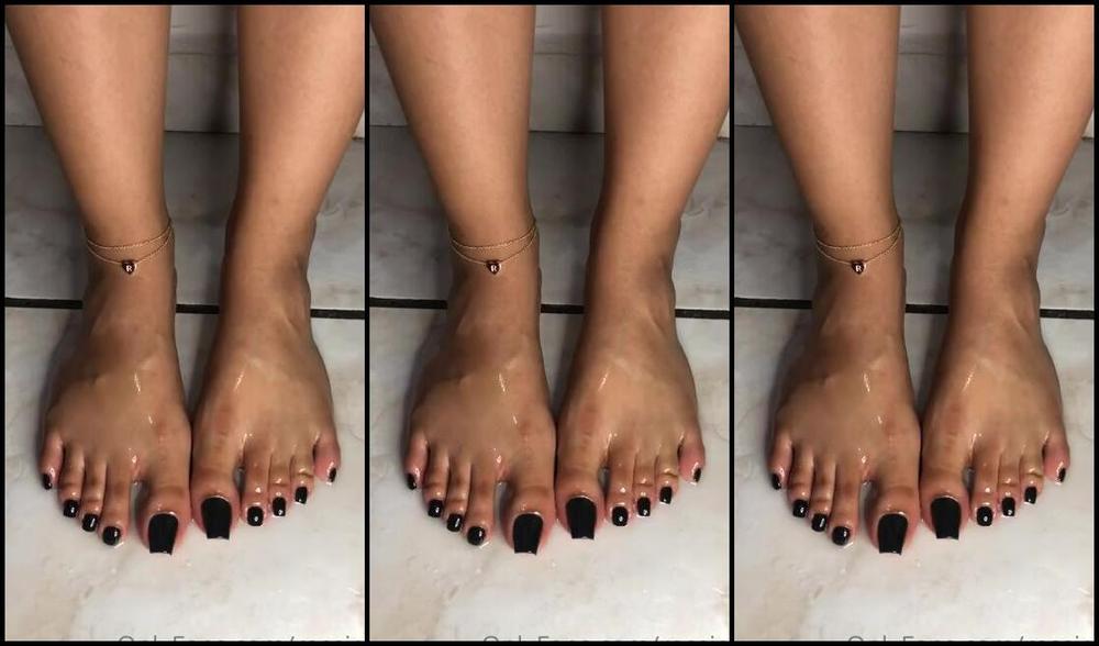 Rossiem Nicknamed Rossieft Onlyfans Bbc Joi Oily Black Toes