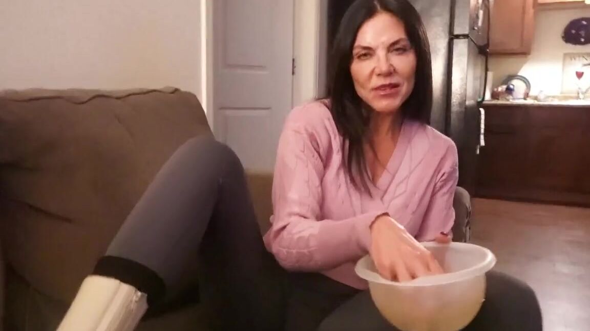 Worldgoddess 01 22 2025 Onlyfans Video Slipper Raffle Resultstook A Min For The Cam To Focus On The Winner Loser