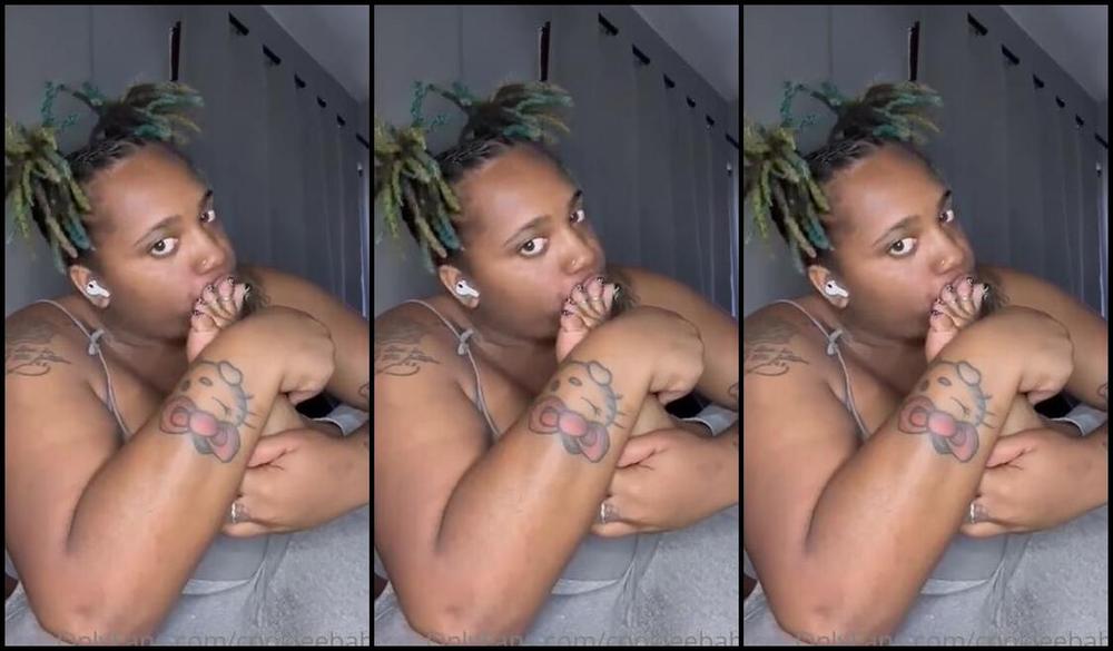 Cookieebabi Onlyfans Spit Covered Soles Sole Sniffing