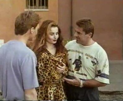 "Rossana Doll, Jessica Rizzo, Yvea Baillat, Vanessa" DP, Anal Una Zia molto Disponibile Jessica Rizzo Home Video