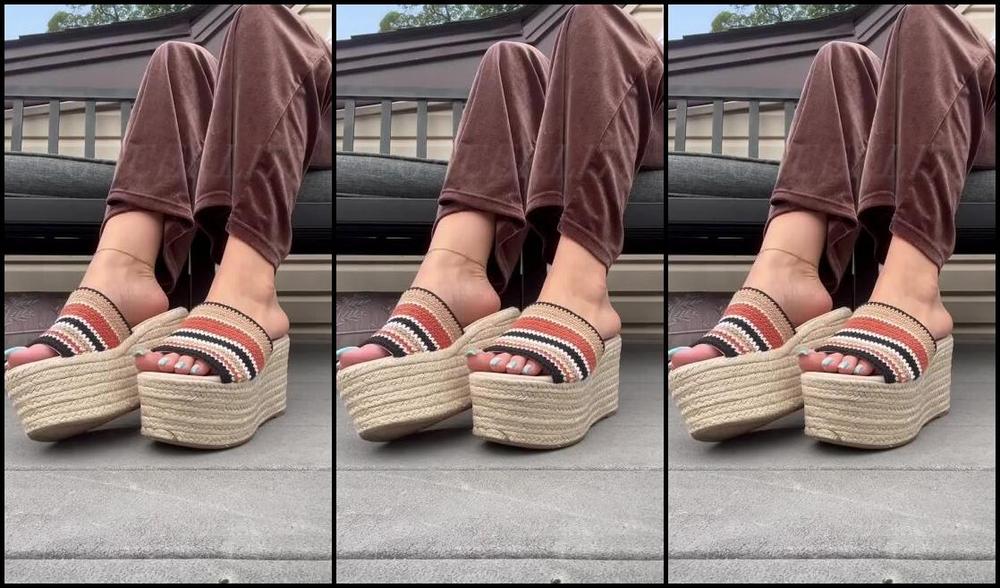 Greek Goddess Li Aka Greekli77 Onlyfans New Slip On Platform Sandals As A Gift To Myself No One Treats You Better Than Yourself So Be 10