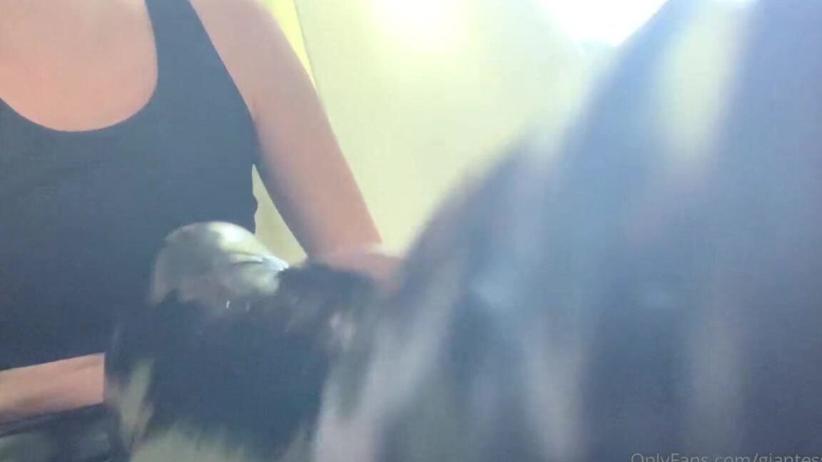 Giantess Tara Nicknamed Giantesstara 05 21 2021 Onlyfans Video Today Is Finally The Day