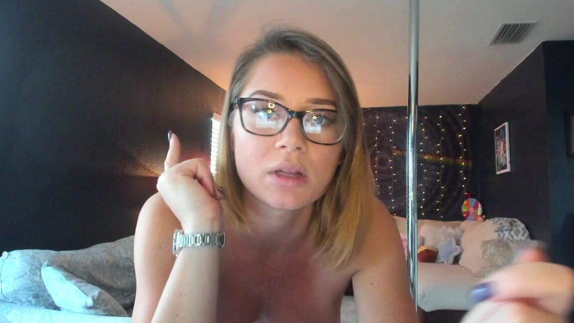 Lauranvickers Give Into Me