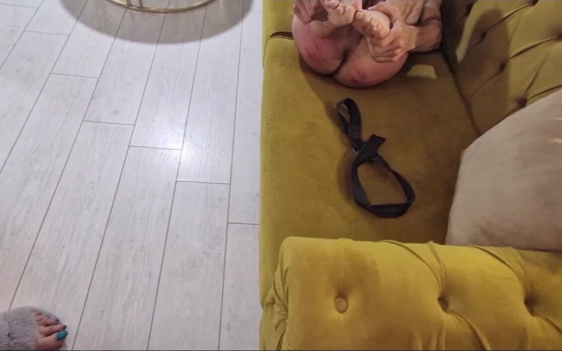 Mistressrola My Slave Like When I Heart Him