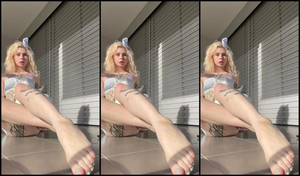 Cyber Coxx Nicknamed Cybercoxx 10 02 2024 Onlyfans Video La Tua Colf Super Sexy E Arrivata Per Pulire Casa Tua E Denudarsi Nel Mentrefai Una