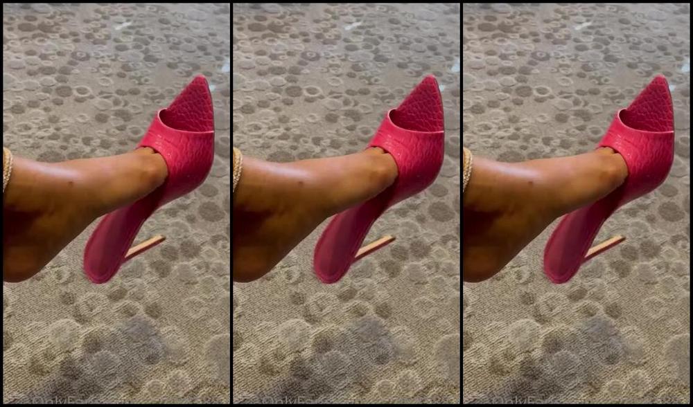 Goddess Lala Nicknamed Solegoddess Onlyfans Video 250