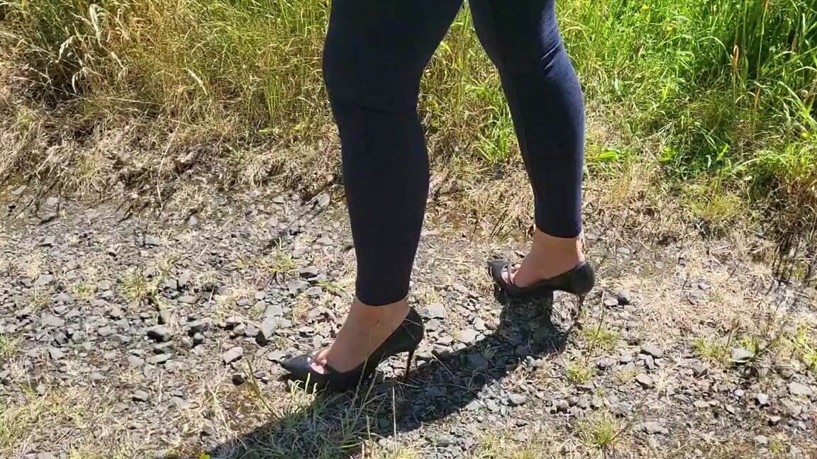 Kats Worn Heels Nicknamed Katswornheels Onlyfans Wonder If They Are Starting To Peel