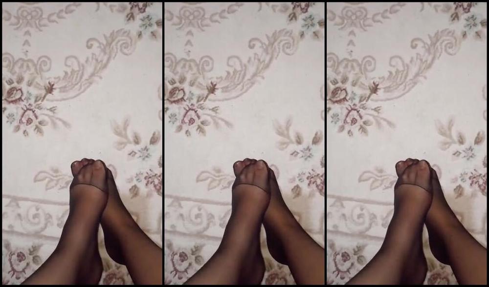 Mistresselif Onlyfans Sen Benim Tuvaletimin Nnde Bekleyen Bok Bcei Olarak Hizmet Edeceksin Wc Kapsnda Tasmal Kpe