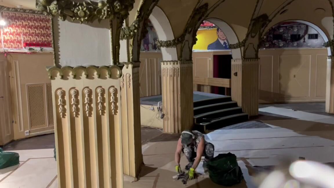 Alden Ivi Жена поймала на работе мужа на измене но он все равно оттрахал рыжую бестию Pornhub