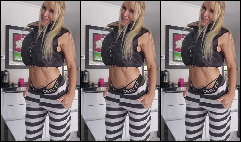 Roxanamoll Onlyfans Bb Mira Que Tanguita De Hilo Me Puse Para Vosp