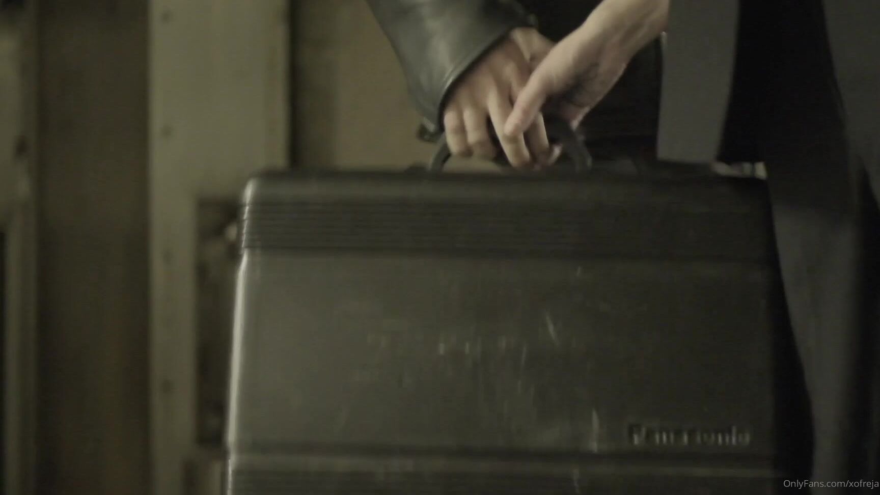 xofreja-21-01-2020-130990752-tip-5-to-see-the-rest-of-the-video-12-mins-long-write-skye-hitachi-in-the-notes-when