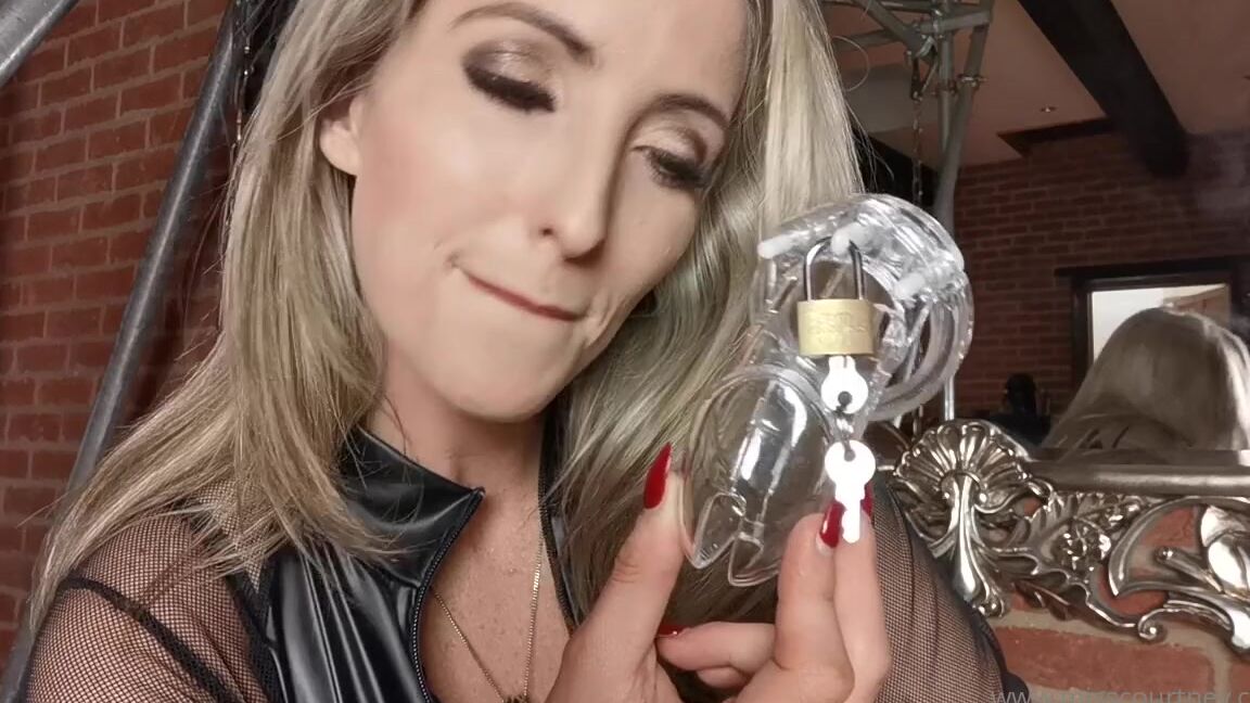 Misscourtneym Onlyfans Your Evening Chastity Tease Is Herep