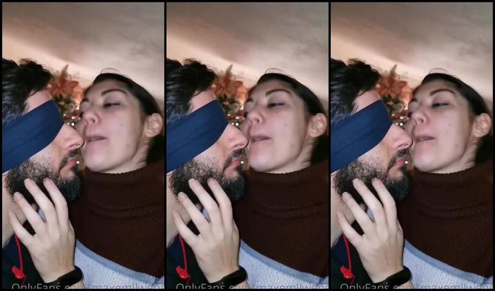 Emily Maxemilweber Nicknamed Maxemilweber 01 19 2023 Onlyfans Video Licking His Face Just Wake Up With My Morning Breath