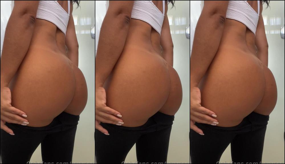 Sexycarol 2760625681 01 31 2023 My Ass Is Winking For You In The Gym Locker Room