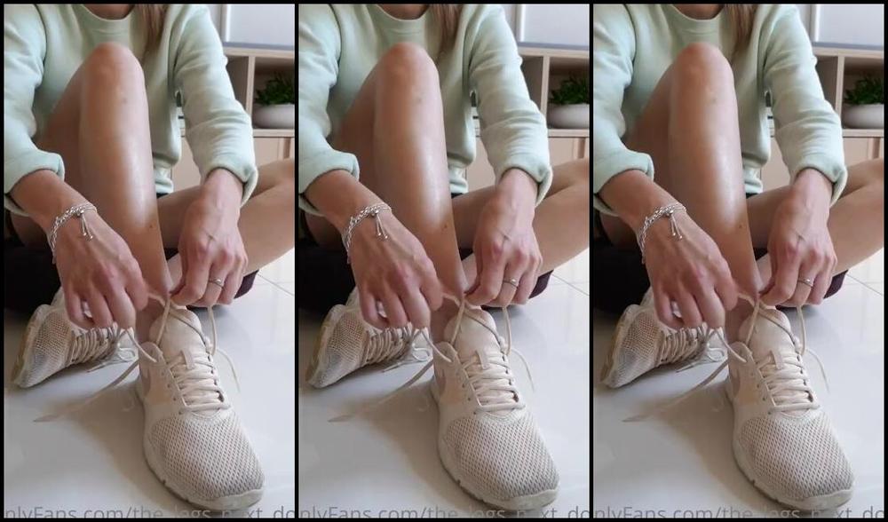 The Legs Next Door Nicknamed The Legs Next Door Onlyfans White Mani Smooth Sweaty Soles And Pearly Pink Pedi Annabel