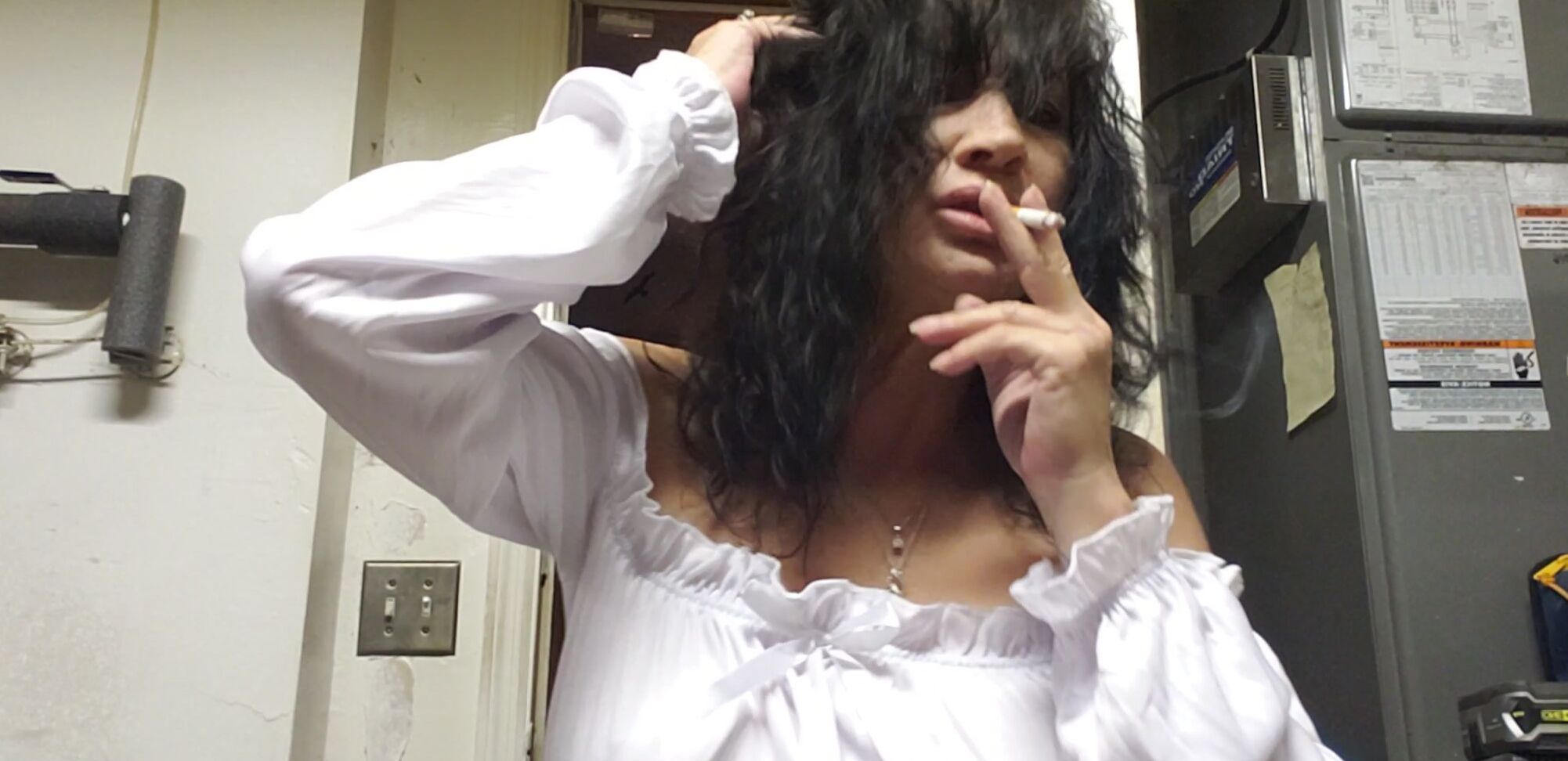 "Stormi Winters" latex, milf, smoking, bouncing boobs, kink SMOKING BODY SHAKING ORGASM manyvids