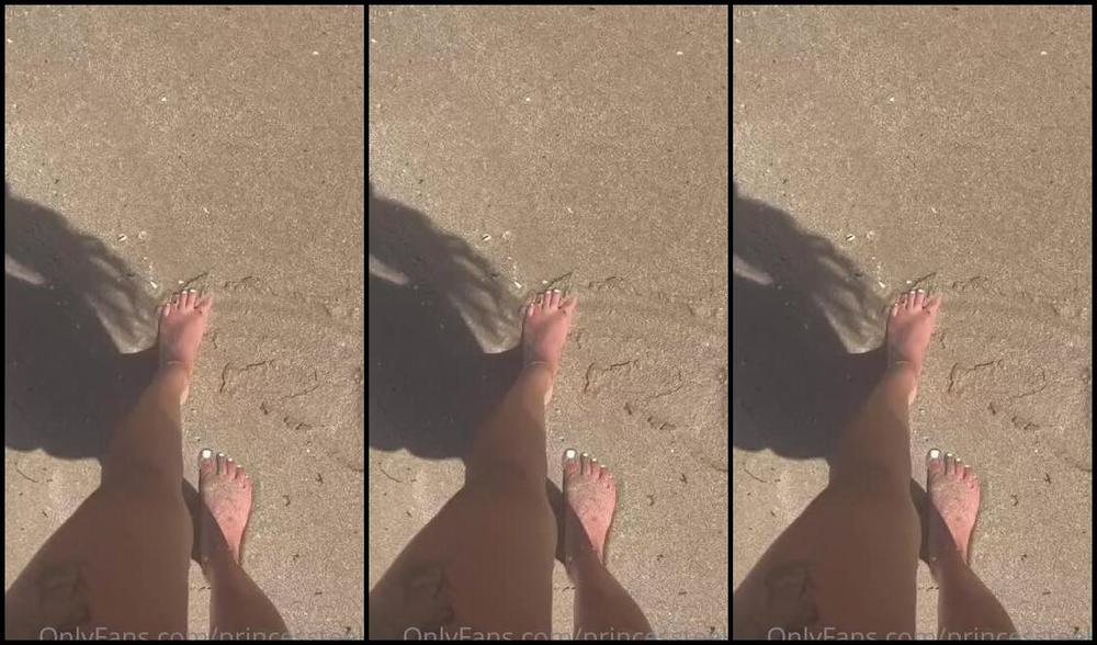 Goddess Nova Nicknamed Goddessnova 07 30 2022 Onlyfans Video Wash Away All Your Stress By Sending Me Your Cash 9