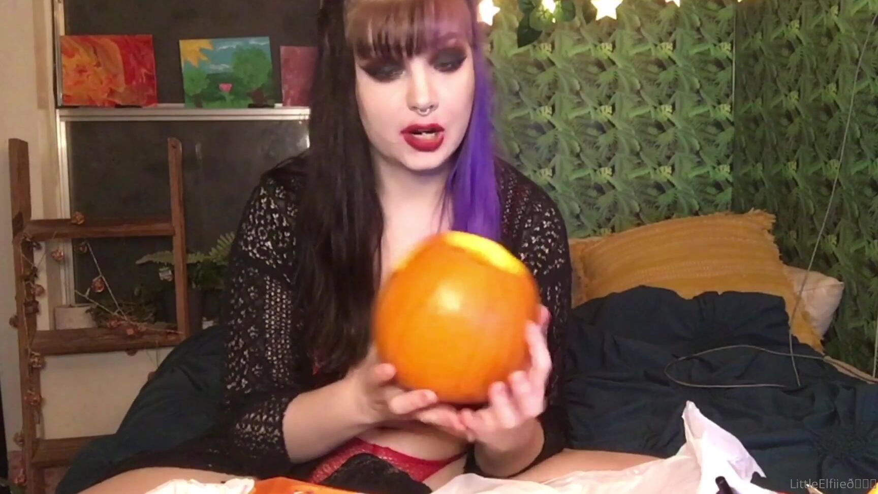 Littleelfiie Some Chatty Pumpkin Carving