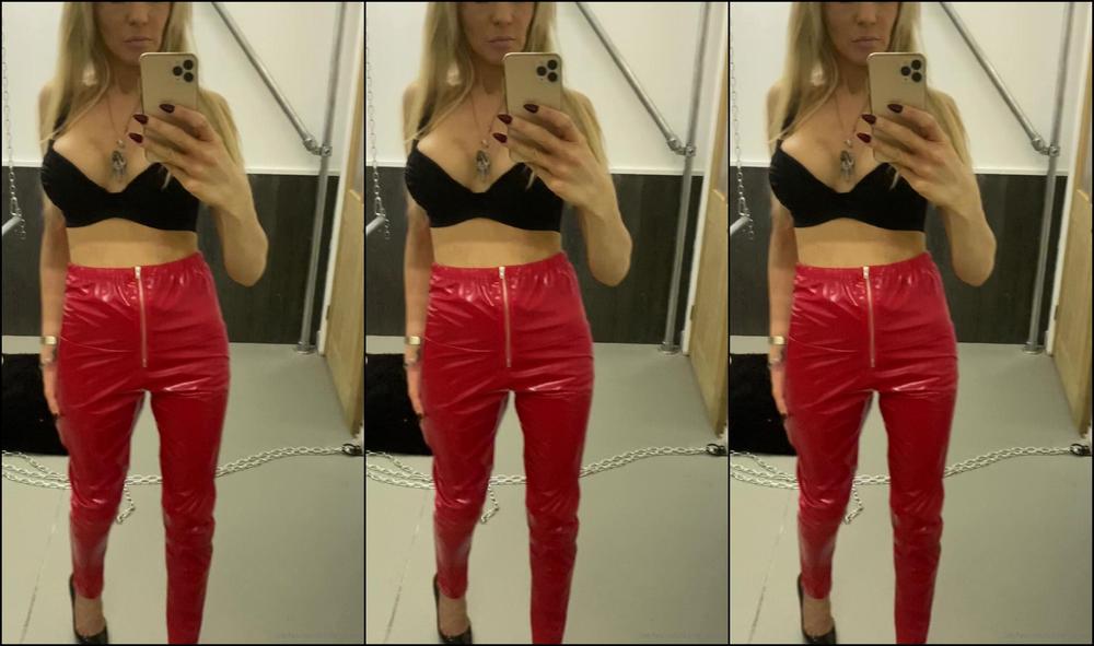 Lady Dark Angel Who Loves Pvc Unfortunately I Tried The Black Ones On And They Were Way Too Big So Red It Is