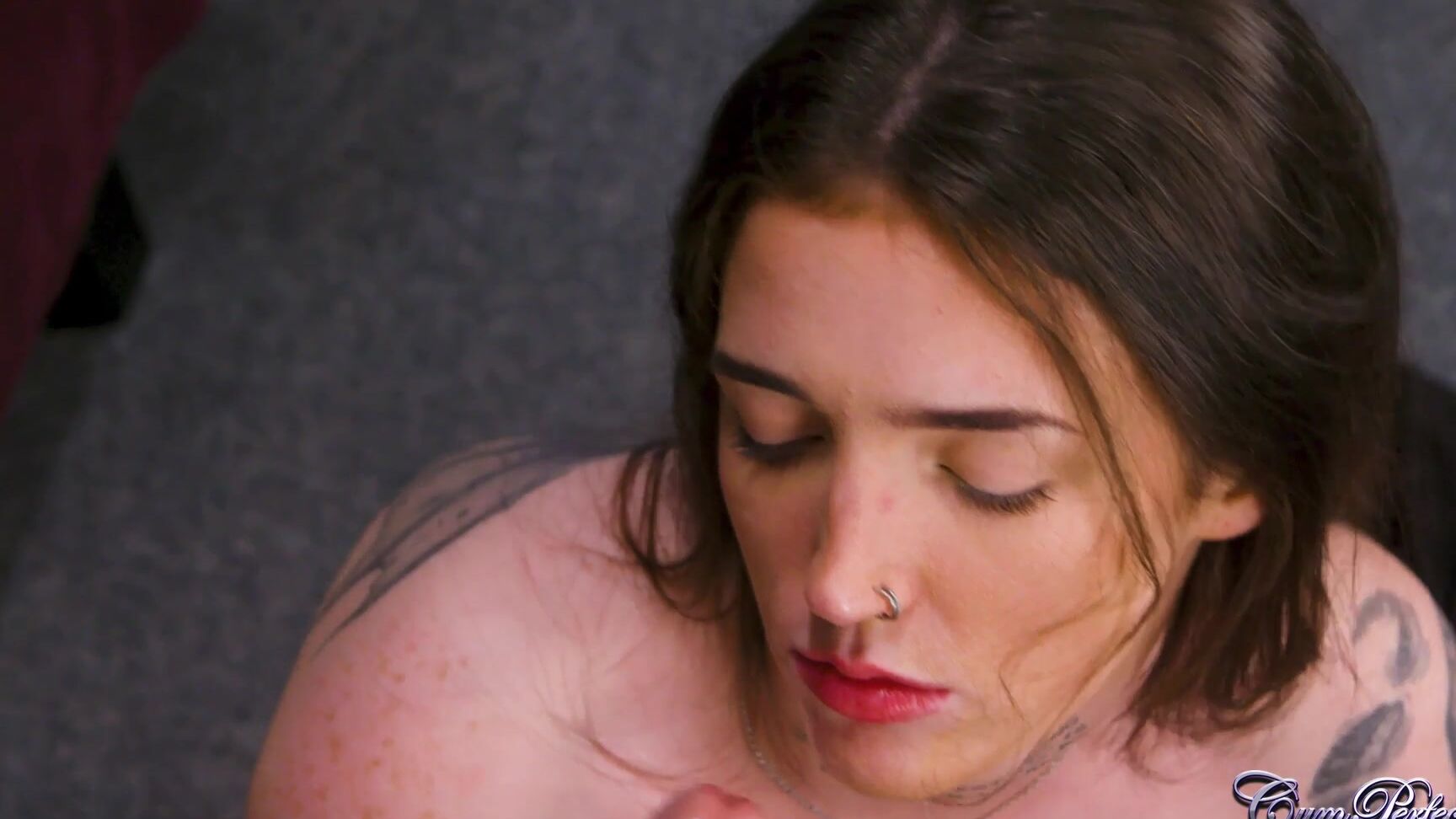 "Amy Wilde (aka Amyyy Oxxo)" Masturbation, Tattoo, Lingerie, Big Ass, Deep Throat, High Heels, Facial, Blowjob, Stockings, British Girl, Brown Hair, Natural Tits Amy Wilde - Cleaning Him Up SiteRip