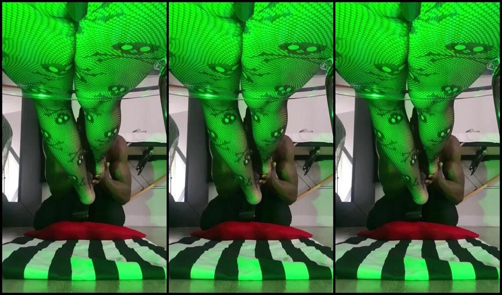 Latinasolez Nicknamed Latinasolez Foot Fetish 10 22 2024 Onlyfans Video Leaked Latinasolez 90950 W