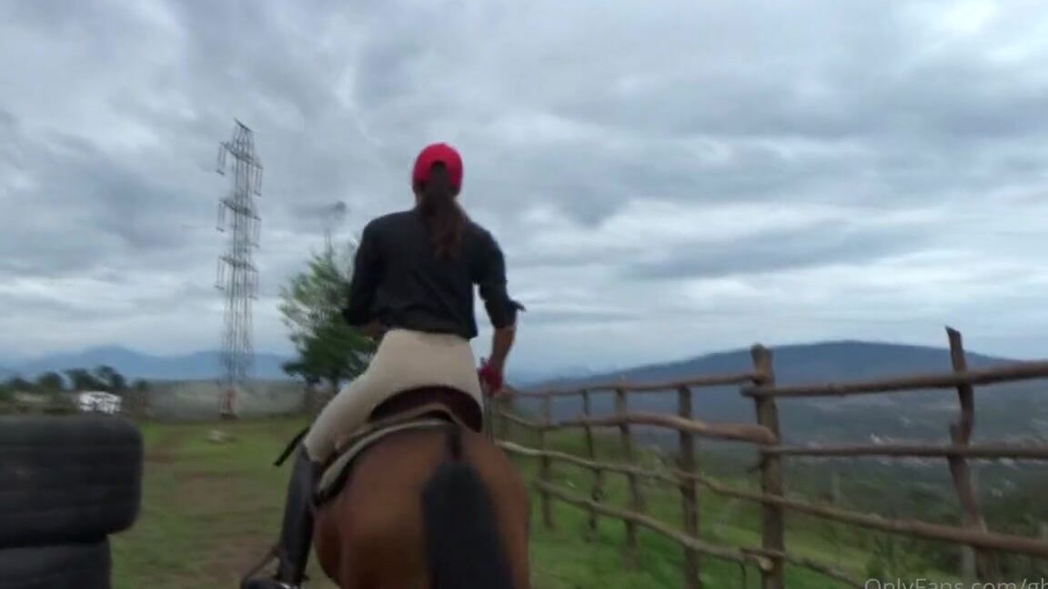 Ghrfan Onlyfans A Nice Teaser From An Unreleased Venus Riding Clip I Love The Cap It Gives Her