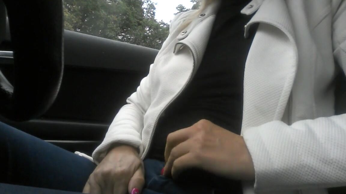 Angelfox Nice Little Play In My Car