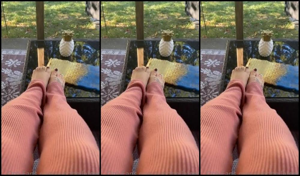 Coco Bella Nicknamed Cocobellafeetz Onlyfans 11 09 2022 Fun In The Sun