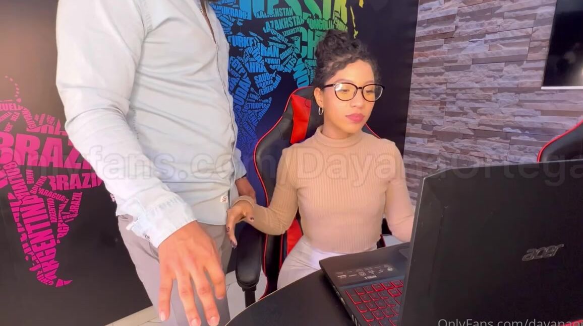 Dayana Ortega Nicknamed Dayanaortega 02 18 2023 Onlyfans Video Se La Chupo A Mi Jefe Bien Rico