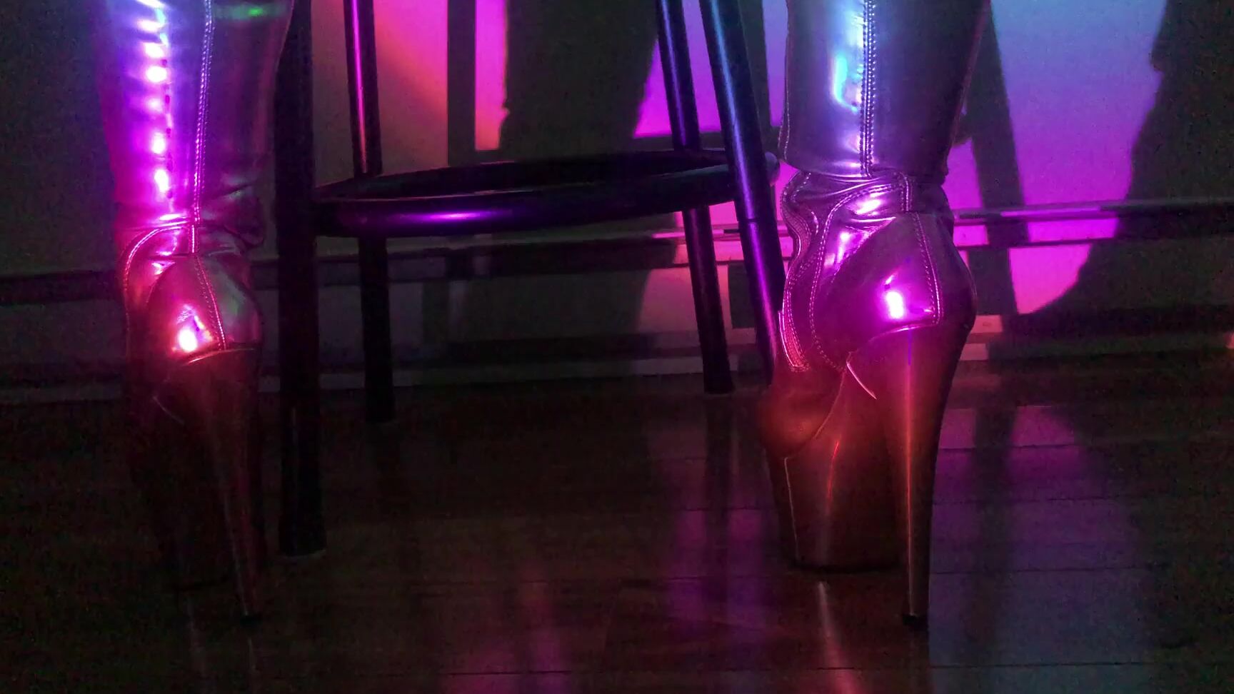 Goddess Worship,Shoe & Boot Worship,High Heels,BBW Ass Worship,BBW Goddess embermae worship her ManyVids