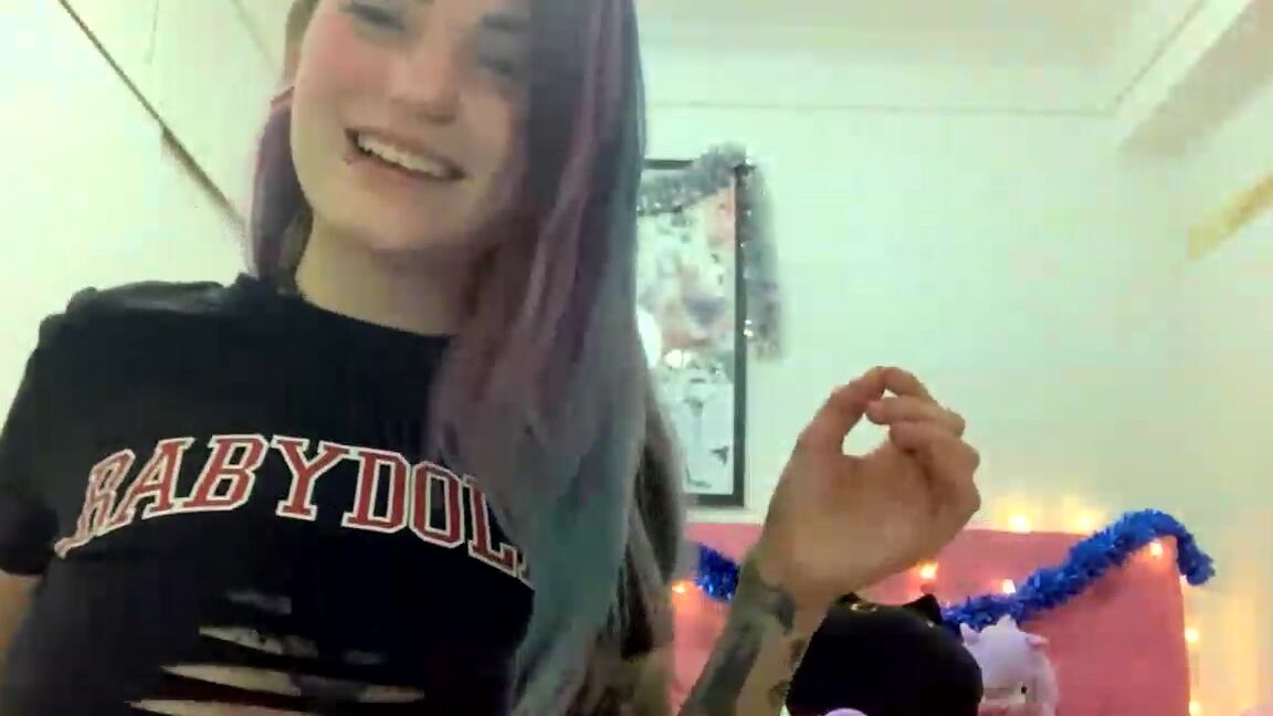 Suicidegirls So I Completely Lost The Connection My Wifi Connection Felt Sorry Guys I Was Hav