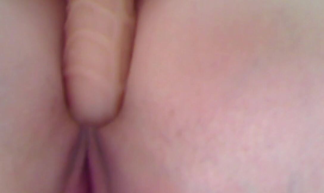 Lauranvickers Pussy And Anal From Above