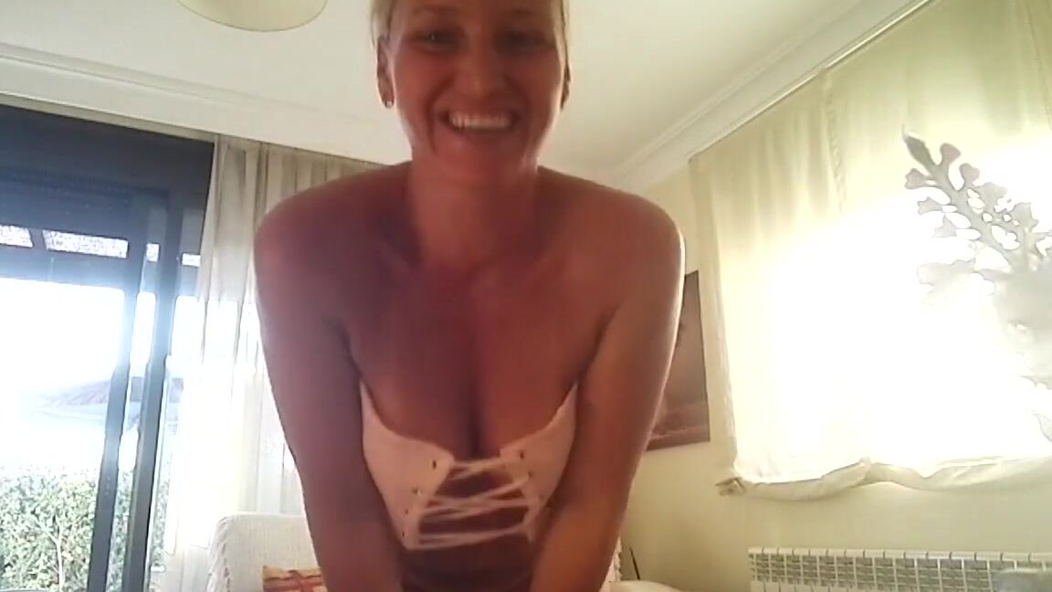 Kathianobilixx Findom 07 02 2017 Onlyfans Video Sexy Catwalk For You