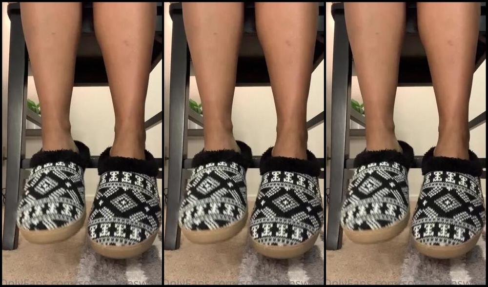 Sole Queen Nicknamed Solequeensworld Onlyfans Lay Beneath My Feet Amp Worship Like The Slave You Are