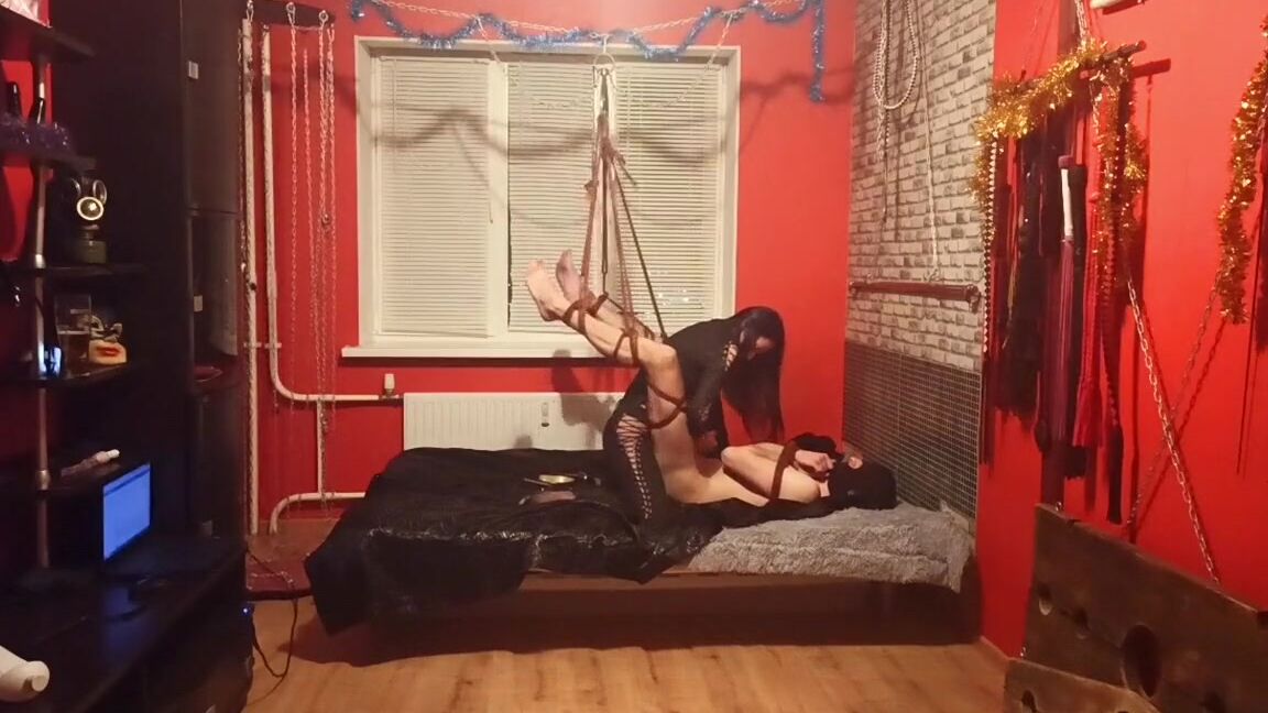 Dominatrix Nika Dominatrix Nika tied her slave with ropes and fucked him with a strapon in the ass. Face seat. Pornhub