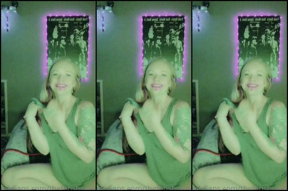 Fetishvixenfatal Here Is A Big Banger Of A Video For You All